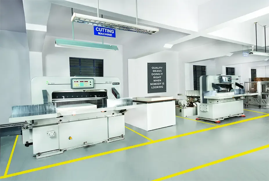 Programmable Guillotine Cutting Machines